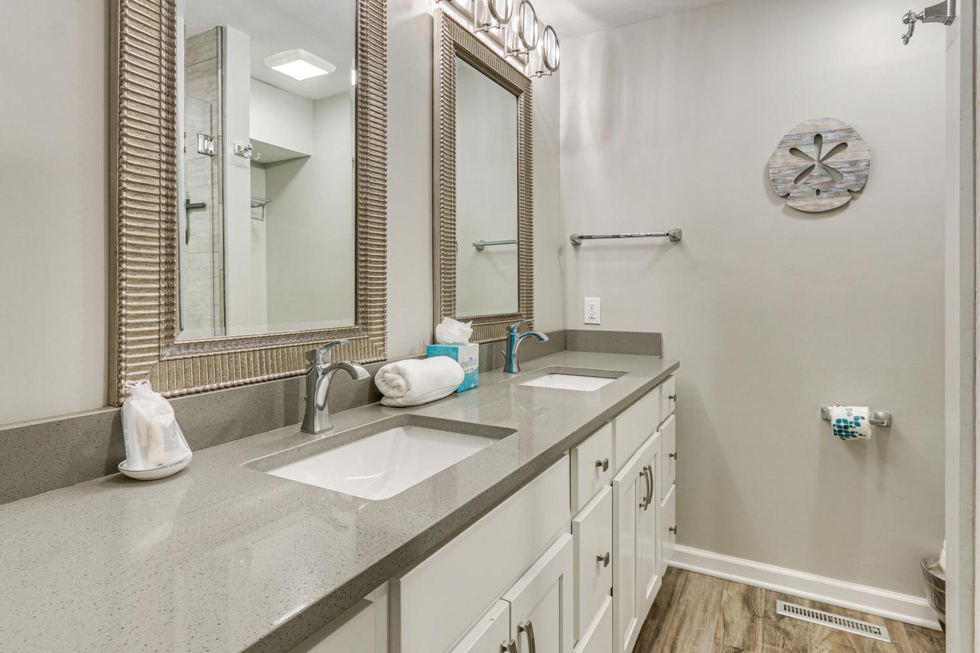 Modern Hilton Head Retreat Walk To Beach And Golf! Hilton Head Island Exterior photo